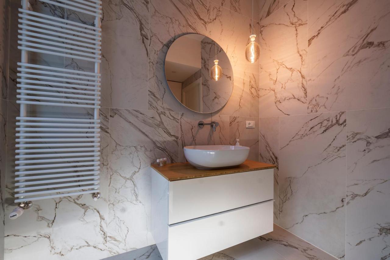 Апартаменты Porta Venezia-Trilocale-Luxury Con Wifi-Neflix Милан Экстерьер фото